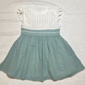 Del Sur White windowpane flutter sleeve and sage Green bow back dress size 4 yr